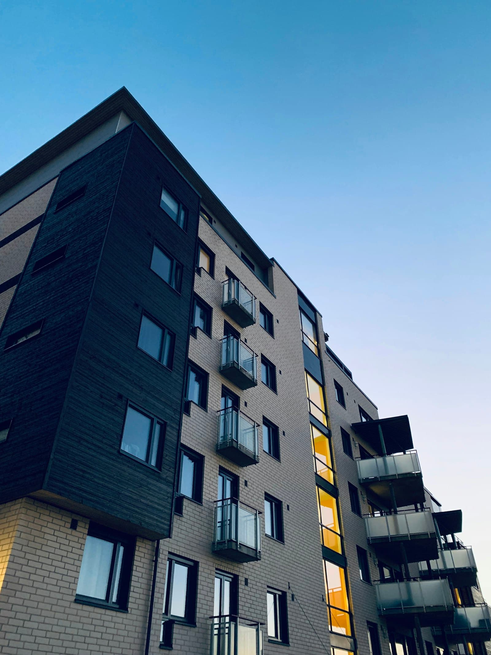 Façade d'un immeuble en copropriété concerné par le plan pluriannuel de travaux en Île-de-France